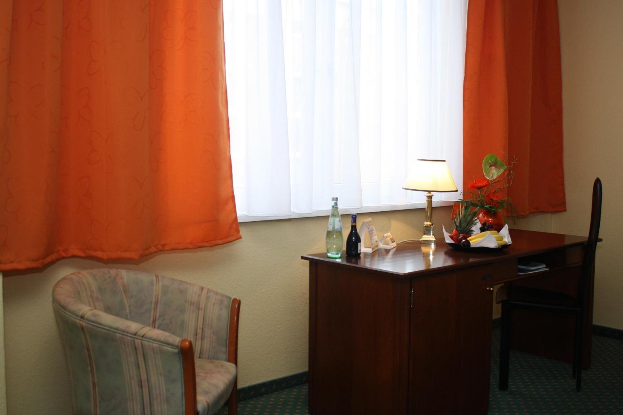 Quick Hotel Dresden West Kesselsdorf Esterno foto