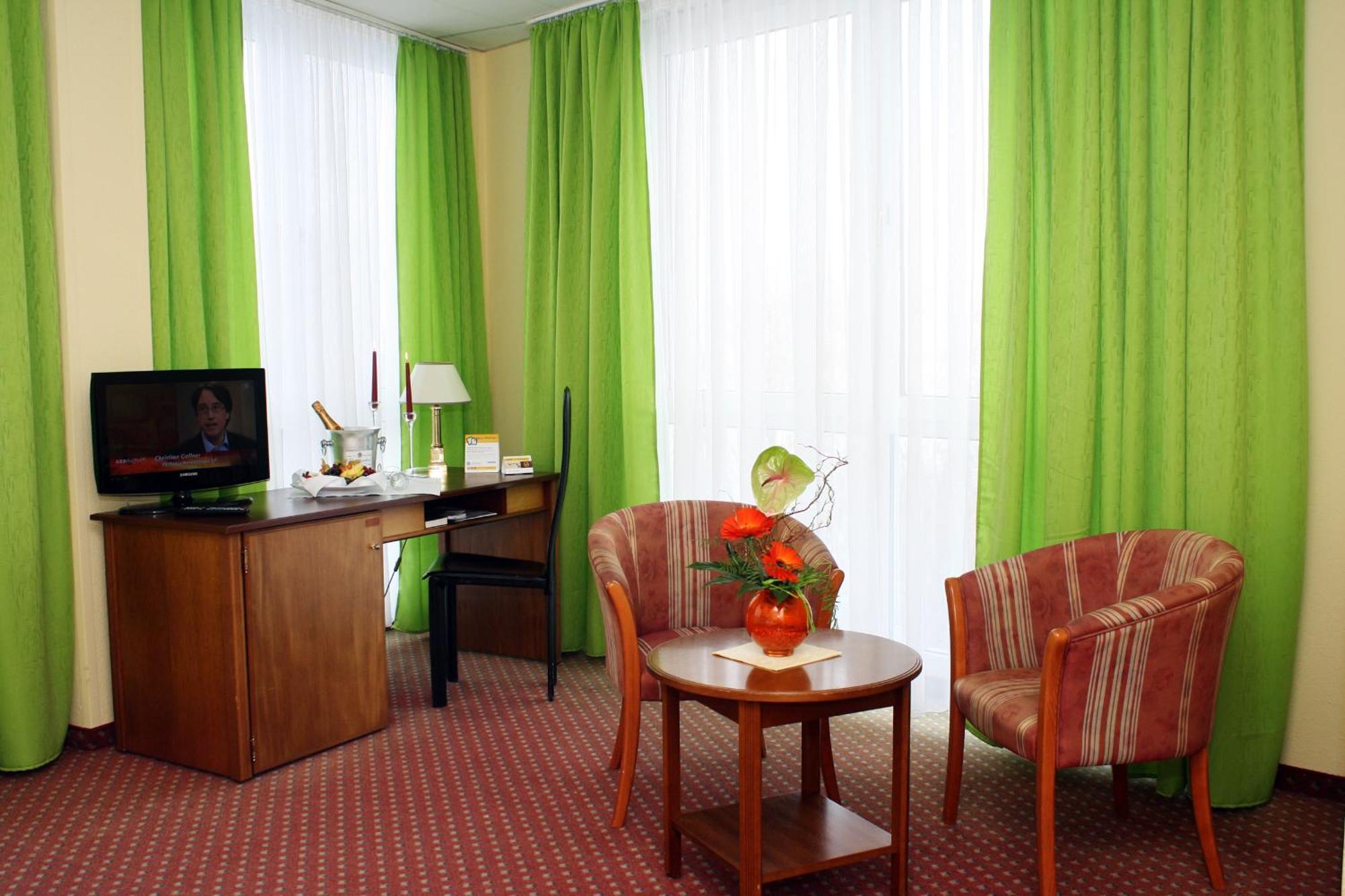 Quick Hotel Dresden West Kesselsdorf Esterno foto